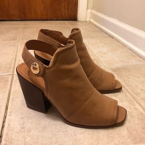 Franco Sarto Icelynn Heels in Saddle Brown Leather - Size 8